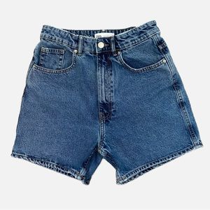 Zara Boyfriend High Waisted Denim Jean Shorts Size 4